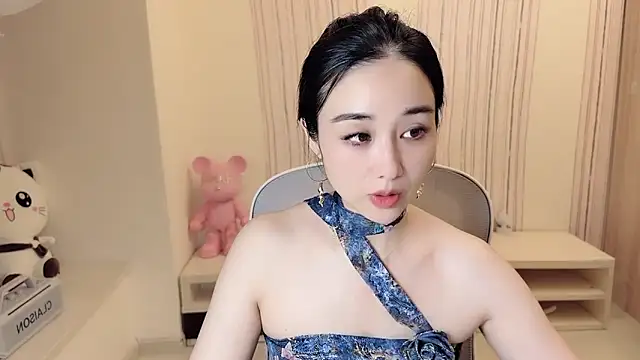 Snapshot of Purple-meng chatting on 07/04/26, 02:01 Purple-meng online show from 07/04/26, 02:01
