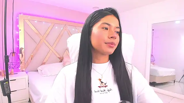 Snapshot of samantaa_shy chatting on 02/07/26, 03:10 samantaa shy online show from 02/07/26, 03:10