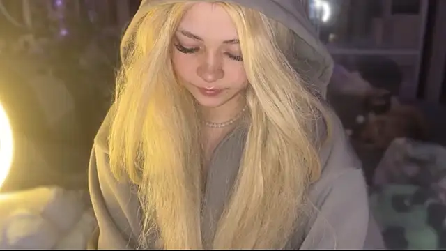 nikoli naw online show from 02/23/26, 08:50