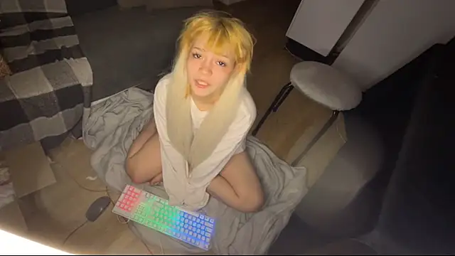 nikoli naw online show from 04/12/26, 07:30