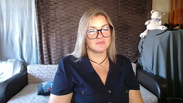 Snapshot of NikaSkylink chatting on 09/09/25, 05:29 NikaSkylink online show from 09/09/25, 05:29