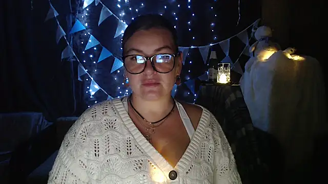 Snapshot of NikaSkylink chatting on 09/19/25, 06:52 NikaSkylink online show from 09/19/25, 06:52