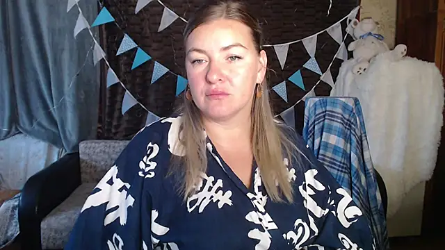 Snapshot of NikaSkylink chatting on 09/27/25, 03:22 NikaSkylink online show from 09/27/25, 03:22