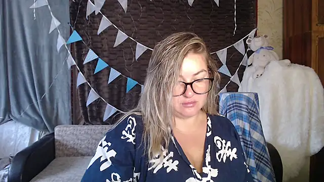 Snapshot of NikaSkylink chatting on 09/28/25, 04:07 NikaSkylink online show from 09/28/25, 04:07