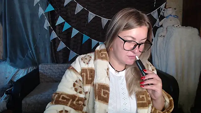 Snapshot of NikaSkylink chatting on 10/07/25, 03:36 NikaSkylink online show from 10/07/25, 03:36