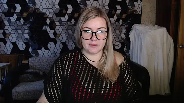 Snapshot of NikaSkylink chatting on 01/13/26, 05:13 NikaSkylink online show from 01/13/26, 05:13