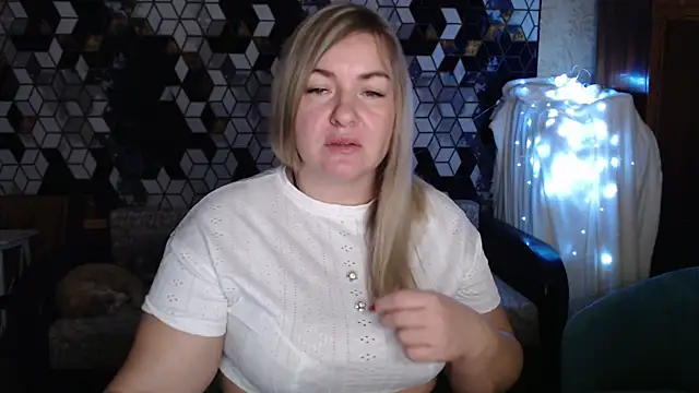 Snapshot of NikaSkylink chatting on 01/14/26, 07:52 NikaSkylink online show from 01/14/26, 07:52