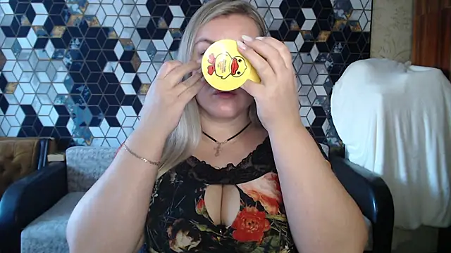 Snapshot of NikaSkylink chatting on 02/04/26, 05:24 NikaSkylink online show from 02/04/26, 05:24