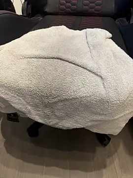 Snapshot of rbakkk chatting on 09/17/25, 04:08 rbakkk online show from 09/17/25, 04:08