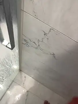 Snapshot of rbakkk chatting on 10/25/25, 01:29 rbakkk online show from 10/25/25, 01:29