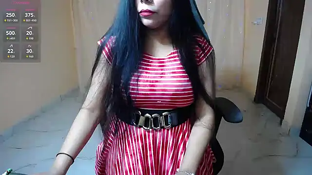 Snapshot of Divvya_ chatting on 12/04/25, 07:00 Divvya online show from 12/04/25, 07:00