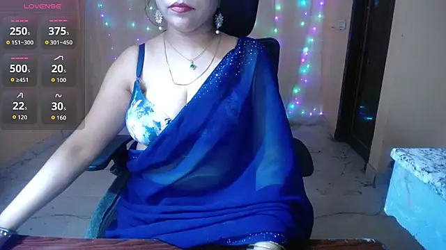 Snapshot of Divvya_ chatting on 05/07/26, 06:35 Divvya online show from 05/07/26, 06:35