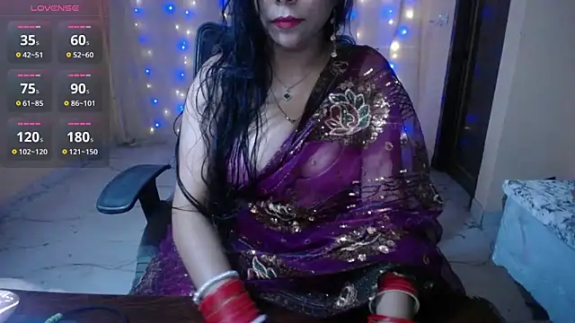 Snapshot of Divvya_ chatting on 05/08/26, 07:19 Divvya online show from 05/08/26, 07:19