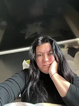 Snapshot of Liza_Will chatting on 05/30/26, 11:51 Liza Will online show from 05/30/26, 11:51