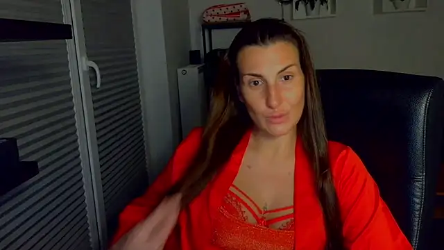 DonnaAmore online show from 09/13/25, 08:41