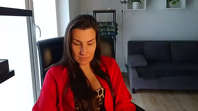 DonnaAmore online show from 10/06/25, 07:17