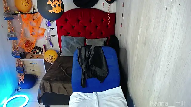 karina  milff online show from 10/28/25, 04:38
