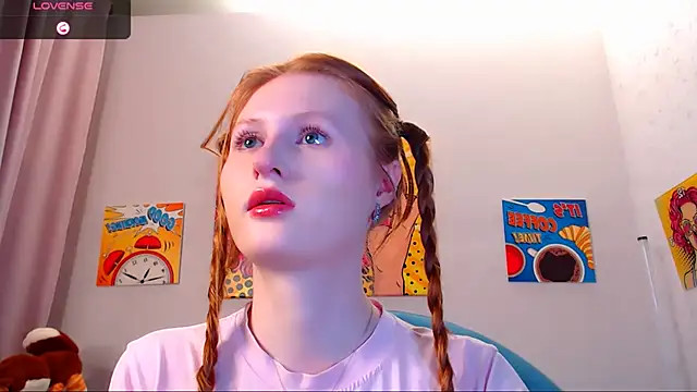 LuxXAngel online show from 11/02/25, 12:13