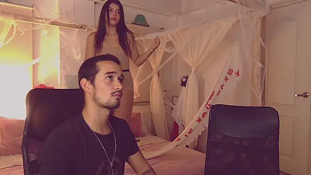 Laila asher online show from 10/25/25, 07:05