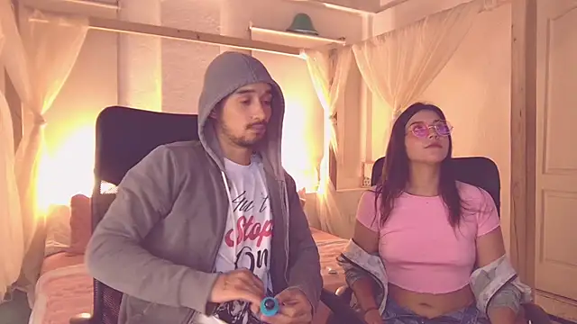 Laila asher online show from 11/11/25, 12:43