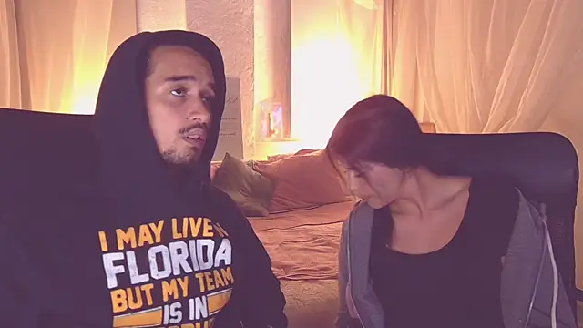 Laila asher online show from 11/14/25, 04:22