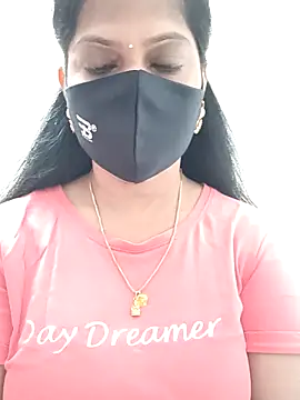 shivani27 online show from 09/17/25, 03:30