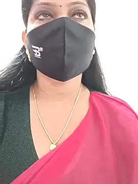 shivani27 online show from 09/18/25, 07:54