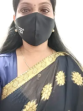 shivani27 online show from 09/30/25, 04:45