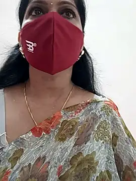 shivani27 online show from 10/05/25, 09:18