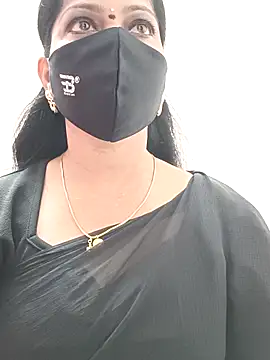 shivani27 online show from 10/09/25, 07:39