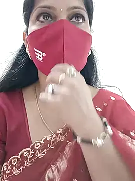 shivani27 online show from 10/11/25, 06:56