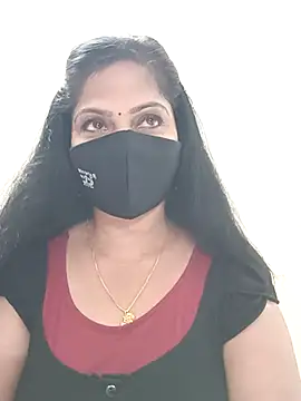 Snapshot of shivani27 chatting on 06/06/26, 05:50 shivani27 online show from 06/06/26, 05:50