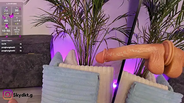 Sky Dark7 online show from 09/20/25, 01:39