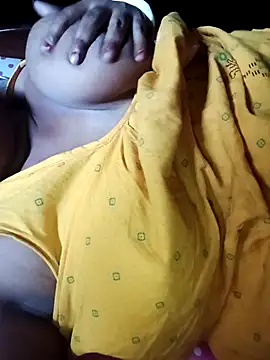 Snapshot of Nude-Priya2 chatting on 10/21/25, 09:54 Nude-Priya2 online show from 10/21/25, 09:54