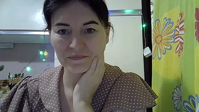 Krystal 82 online show from 10/26/25, 03:29