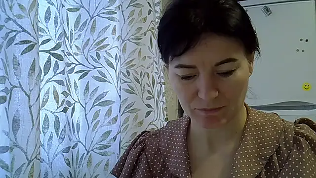 Krystal 82 online show from 12/18/25, 08:31