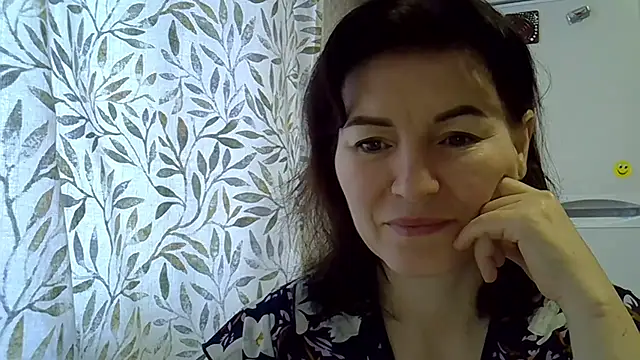 Krystal 82 online show from 12/22/25, 09:17