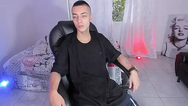 Dereck Boy8 online show from 10/14/25, 09:15