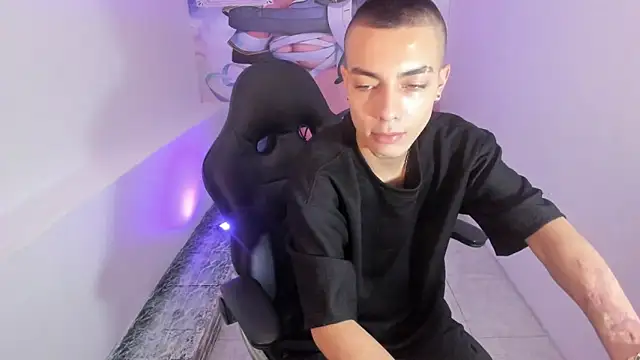 Dereck Boy8 online show from 11/12/25, 08:52