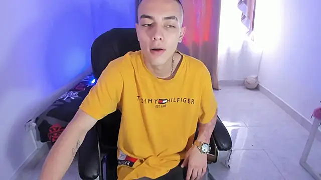 Dereck Boy8 online show from 11/24/25, 07:46