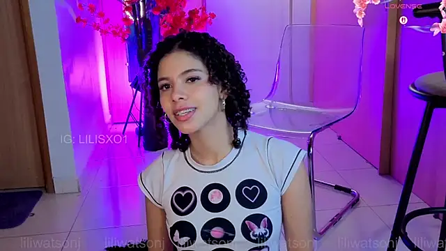 Snapshot of lilijwatson chatting on 02/14/26, 03:58 lilijwatson online show from 02/14/26, 03:58