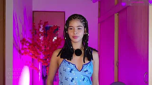 lilijwatson online show from 05/04/26, 02:18