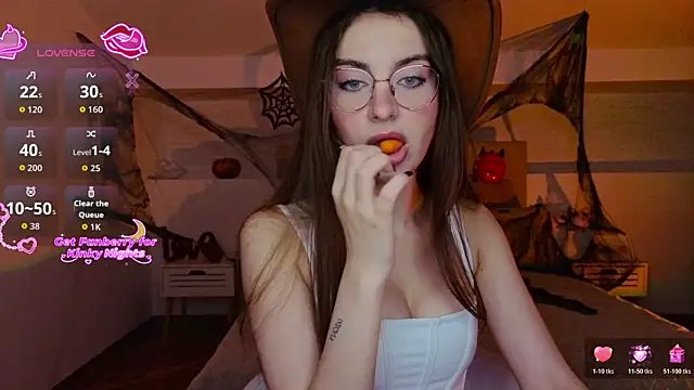 Real cutie1 online show from 10/24/25, 09:11