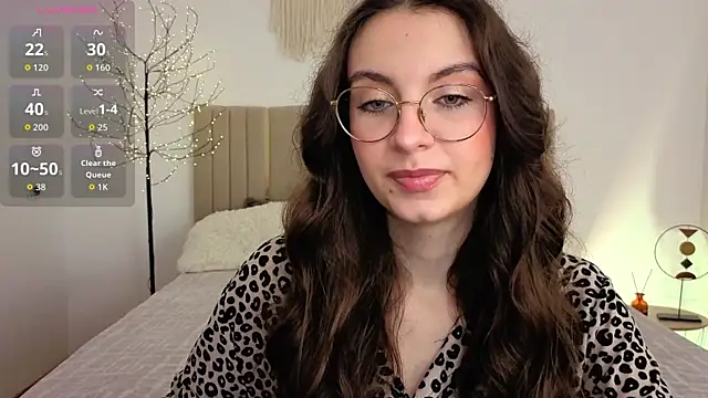 Real cutie1 online show from 06/15/26, 12:40