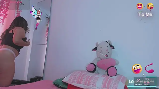 Snapshot of lanastone86 chatting on 11/29/25, 01:25 lanastone86 online show from 11/29/25, 01:25