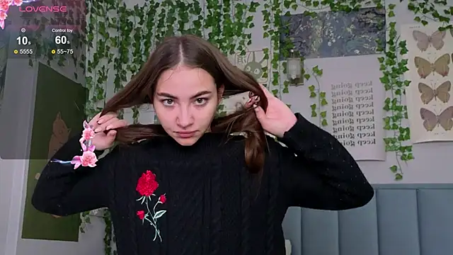 Ashley Pierce online show from 12/04/25, 04:11