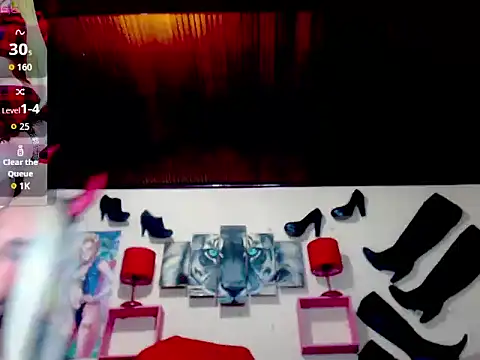 blondehot5v online show from 09/18/25, 12:07