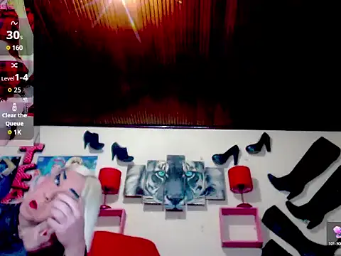 blondehot5v online show from 09/23/25, 12:08