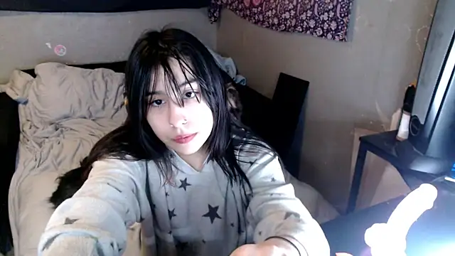 London Ray online show from 12/14/25, 03:01