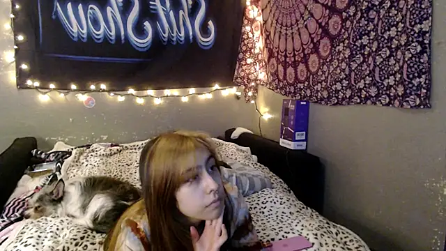 Snapshot of London_Ray chatting on 06/17/26, 10:00 London Ray online show from 06/17/26, 10:00